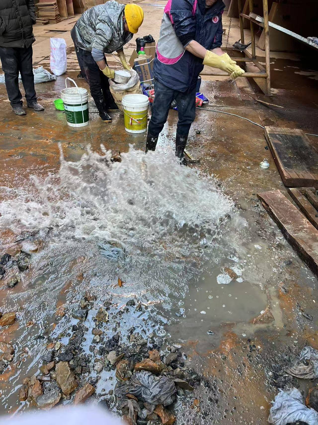 三门峡湖滨区隧道堵漏